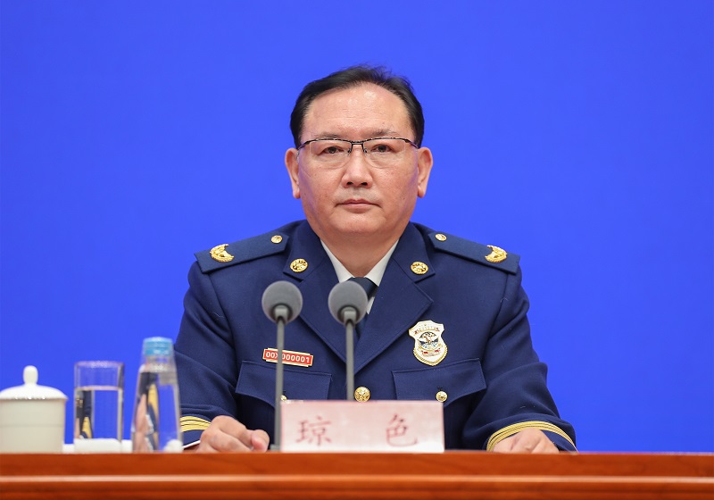 日屄抽插视频应急部党组成员、消防救援局局长琼色出席新闻发布会